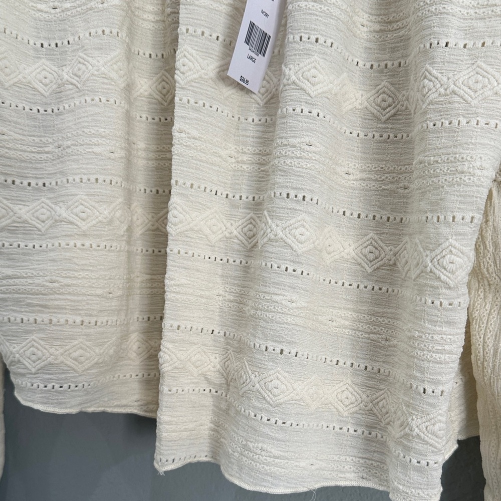 Elegant Cream Women's Blouse - Picture 5 of 5